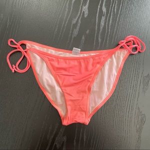 NWOT Bluenotes Coral Side Tie Bikini Bottom